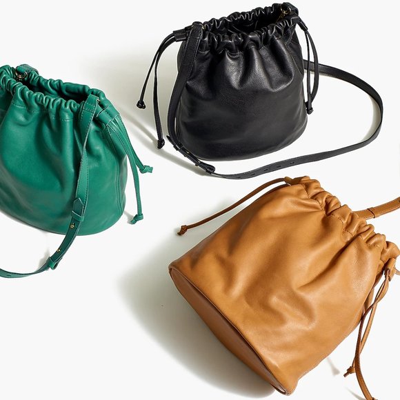 Madewell Handbags - NWT MADEWELL The Piazza Bucket Bag